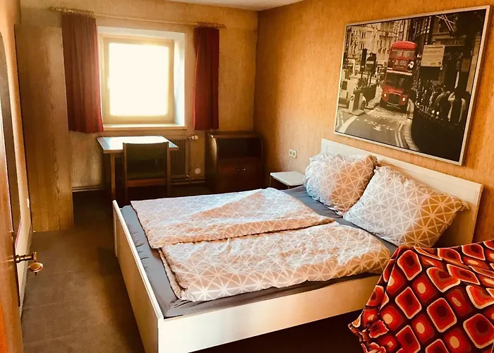 Wonderful Bright With Balcony & Garden Apartment Reutte