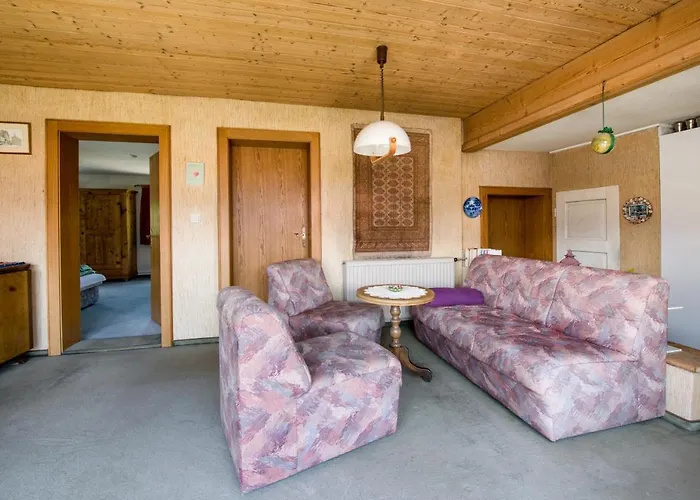 Wonderful Bright With Balcony & Garden *