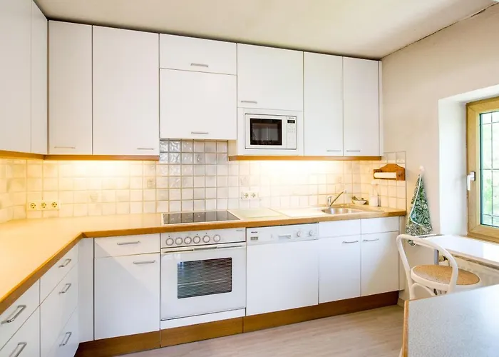 Apartment Wonderful Bright With Balcony & Garden