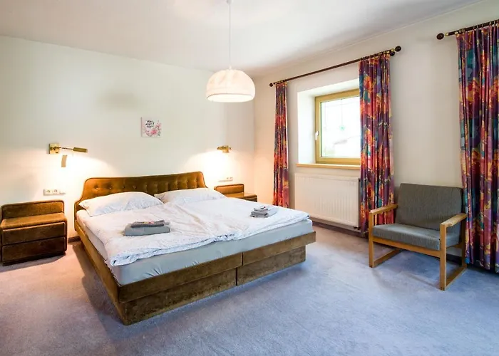 Wonderful Bright With Balcony & Garden Apartment Reutte